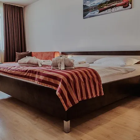 Gino Apartament *