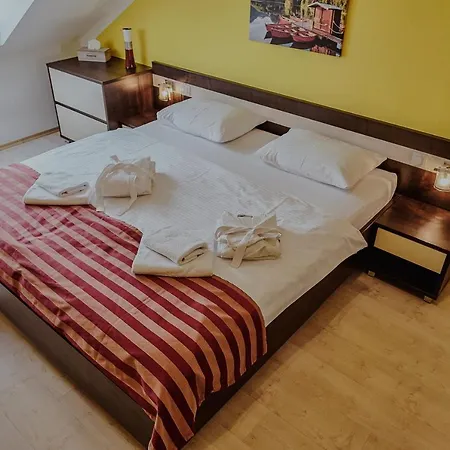 Apartmany Gino Besenova *